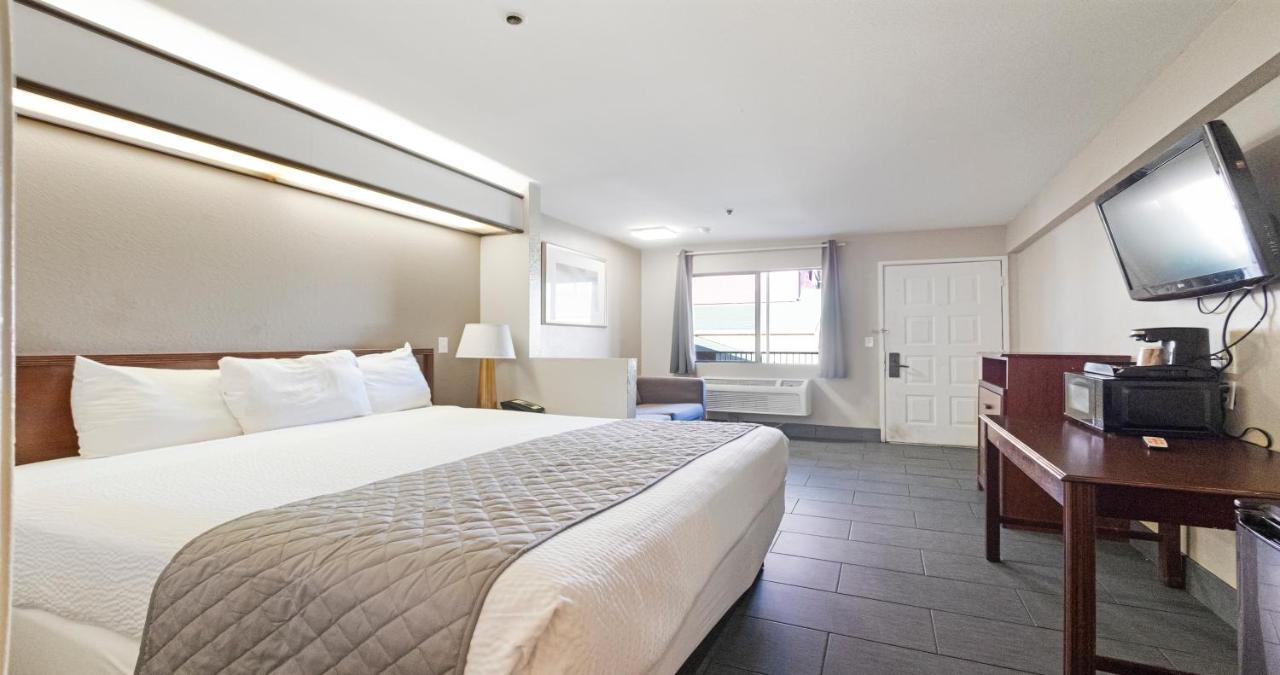 Budget Inn And Suites Stockton Yosemite エクステリア 写真